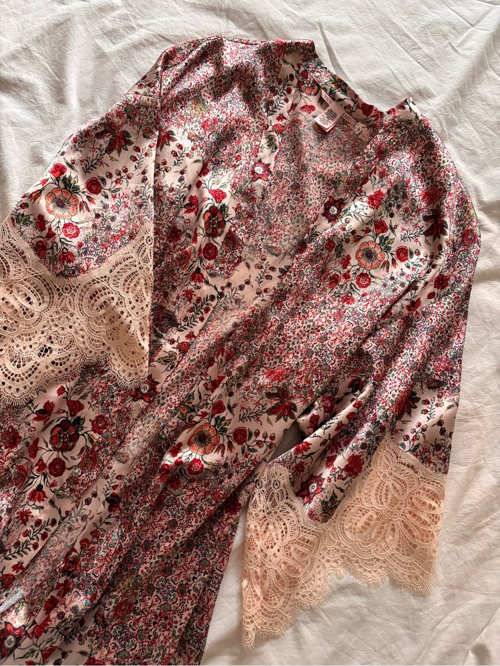 Victoria Secret Lace-Trim Satin Robe in Blush